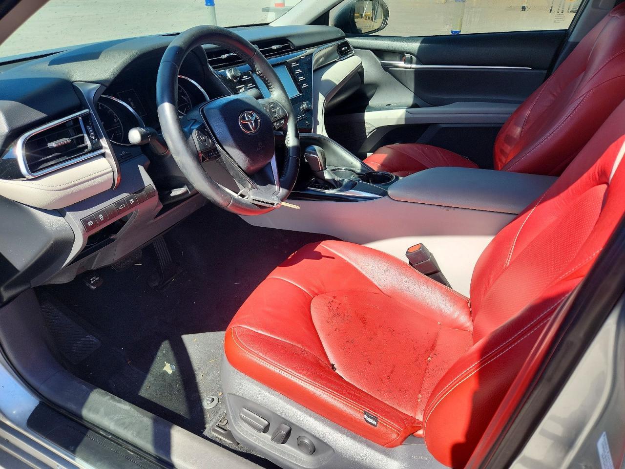 2018 TOYOTA CAMRY