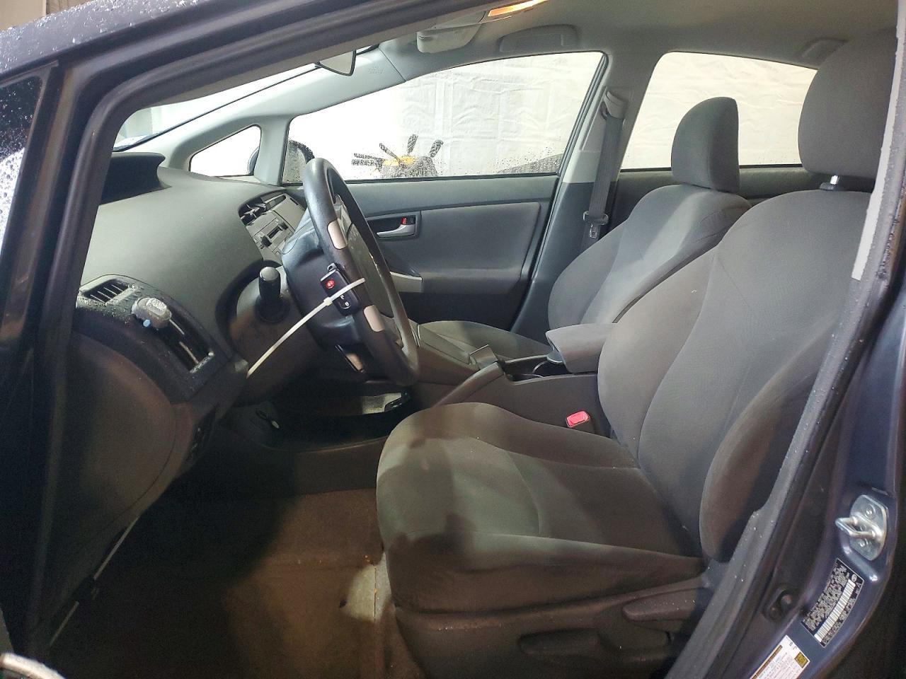 2011 TOYOTA PRIUS