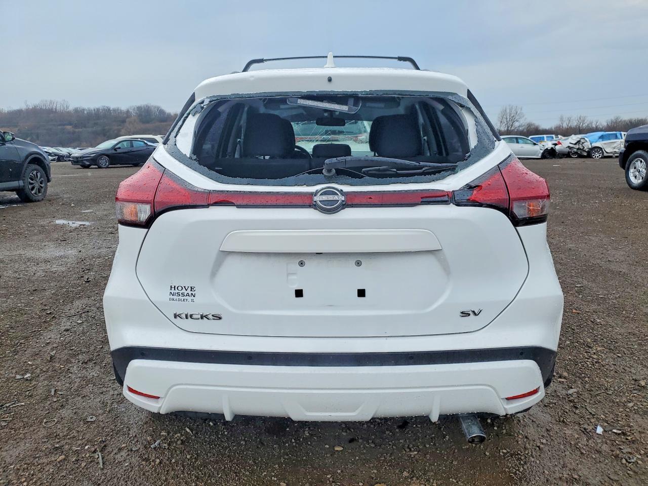 2023 NISSAN KICKS
