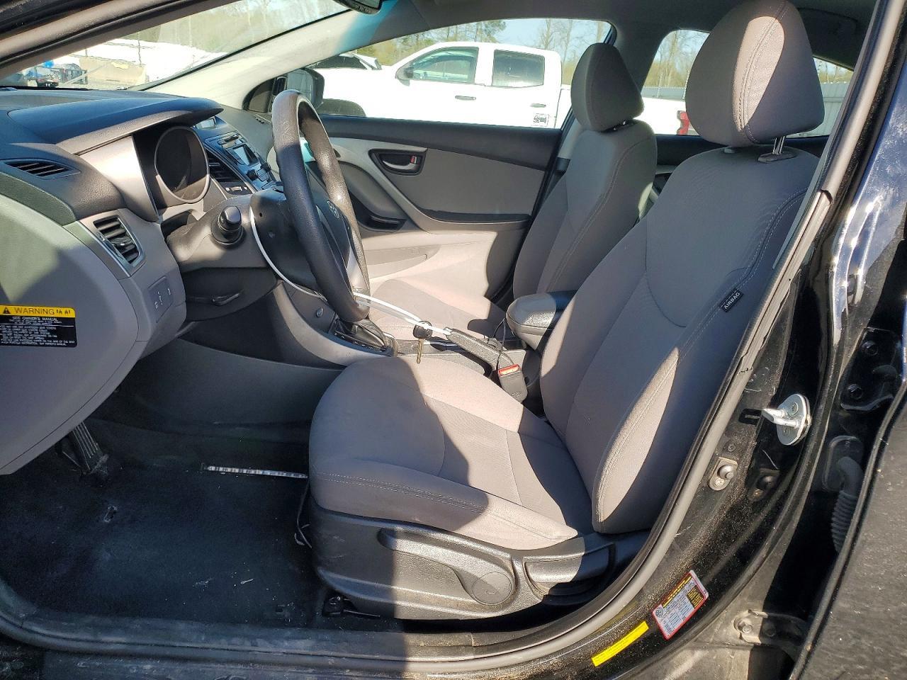 2016 HYUNDAI ELANTRA