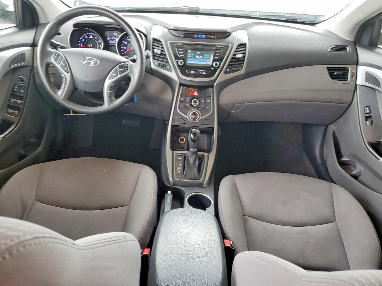2016 HYUNDAI ELANTRA