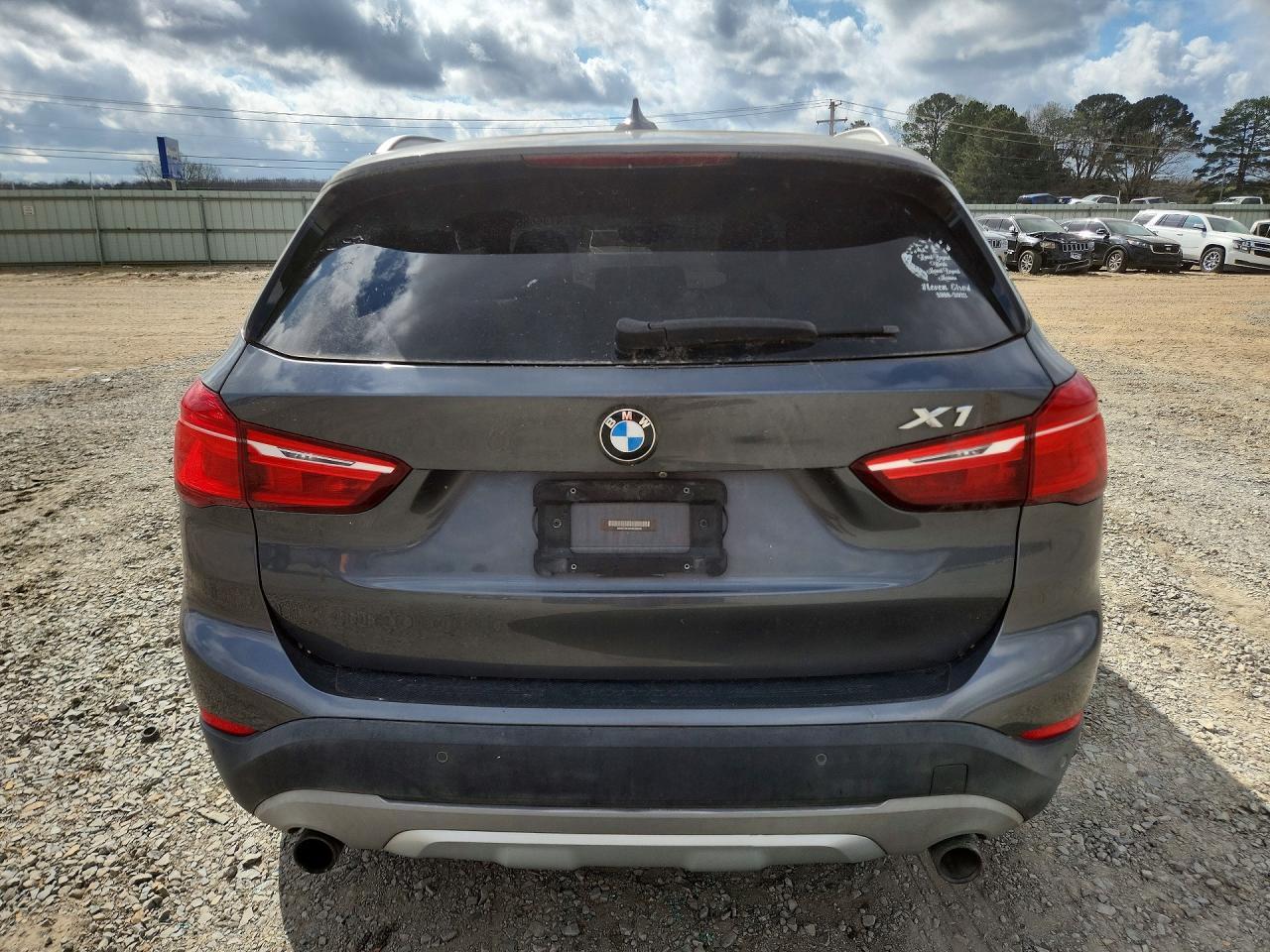 2016 BMW X1