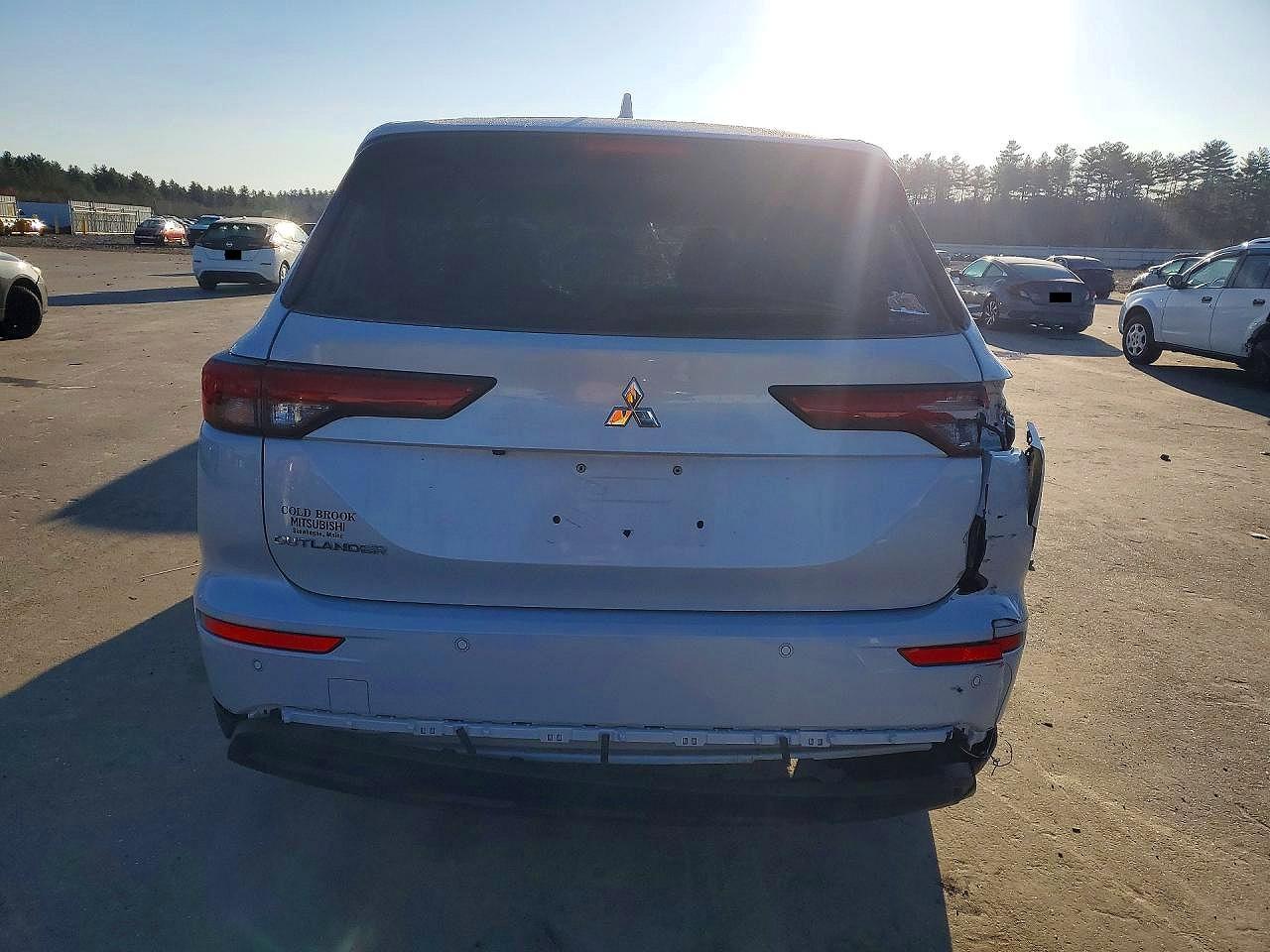 2022 MITSUBISHI outlander