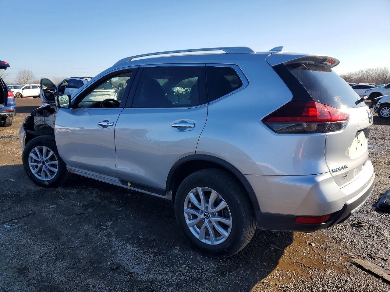 2018 NISSAN ROGUE