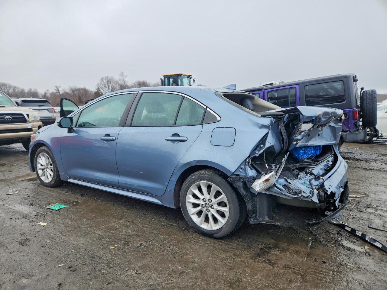 2021 TOYOTA COROLLA