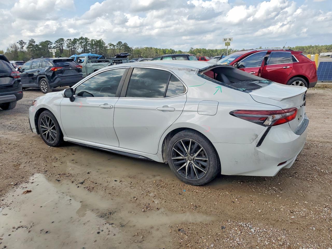 2022 TOYOTA CAMRY