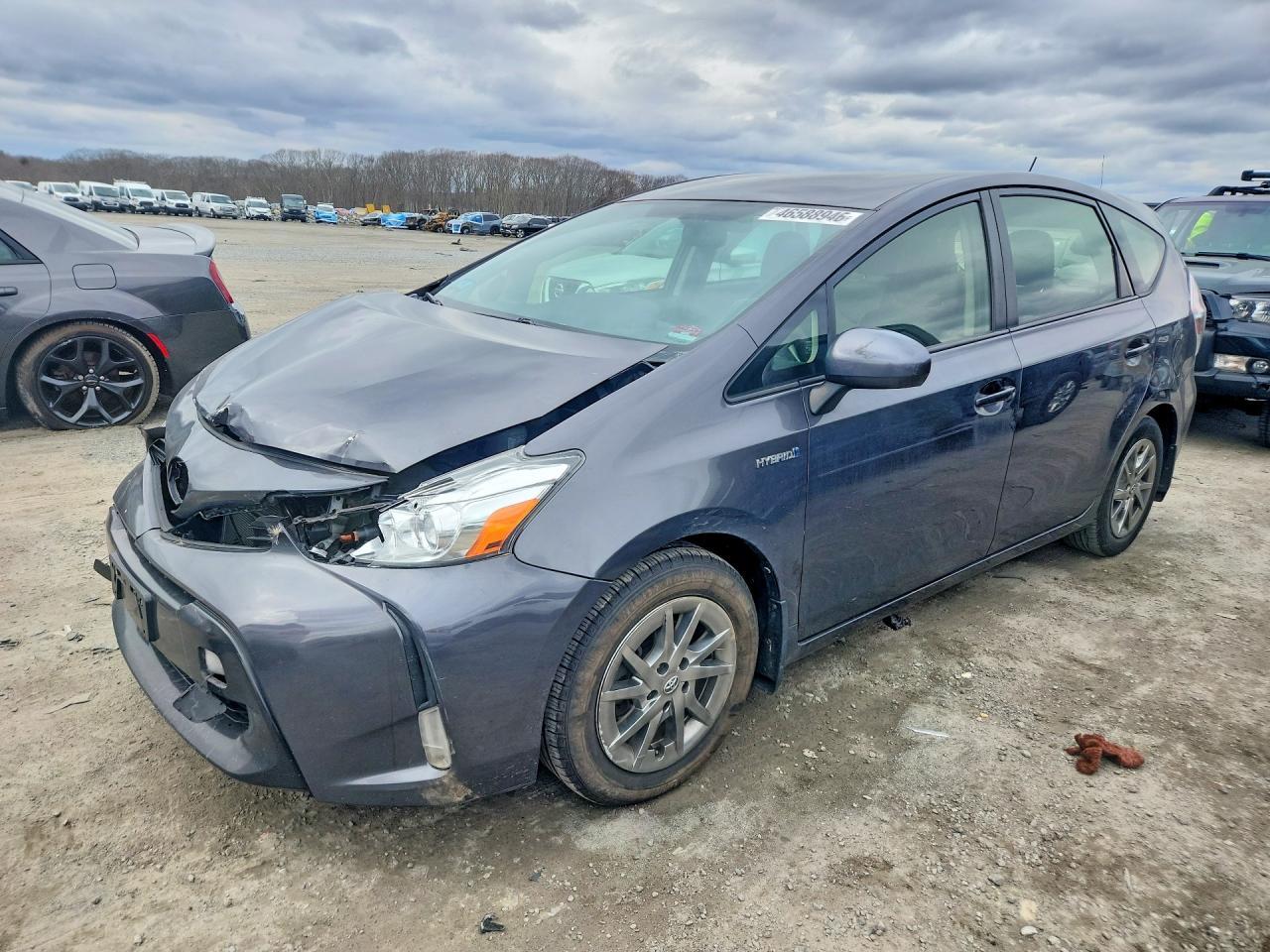 2017 TOYOTA PRIUS V
