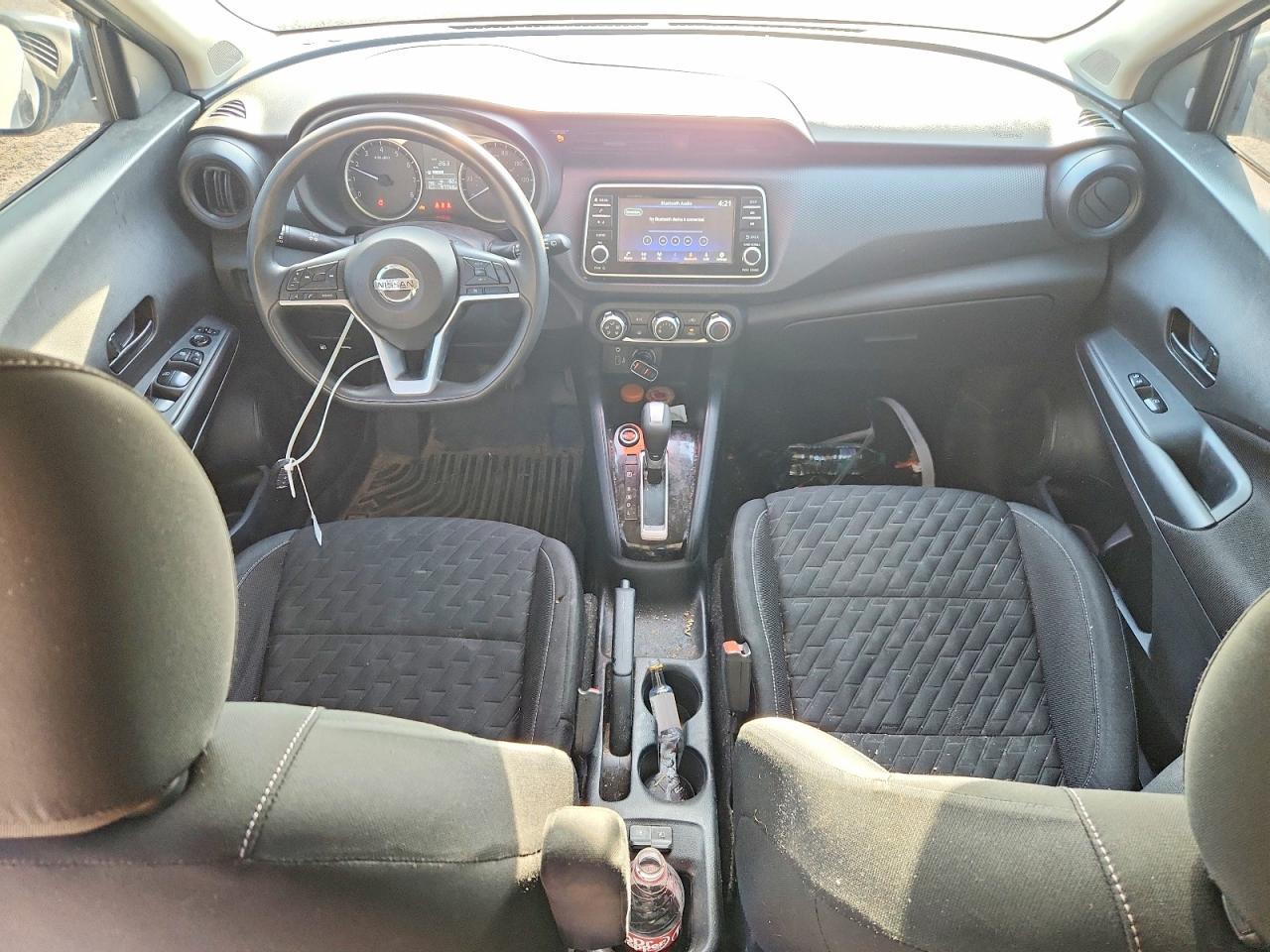 2021 NISSAN KICKS