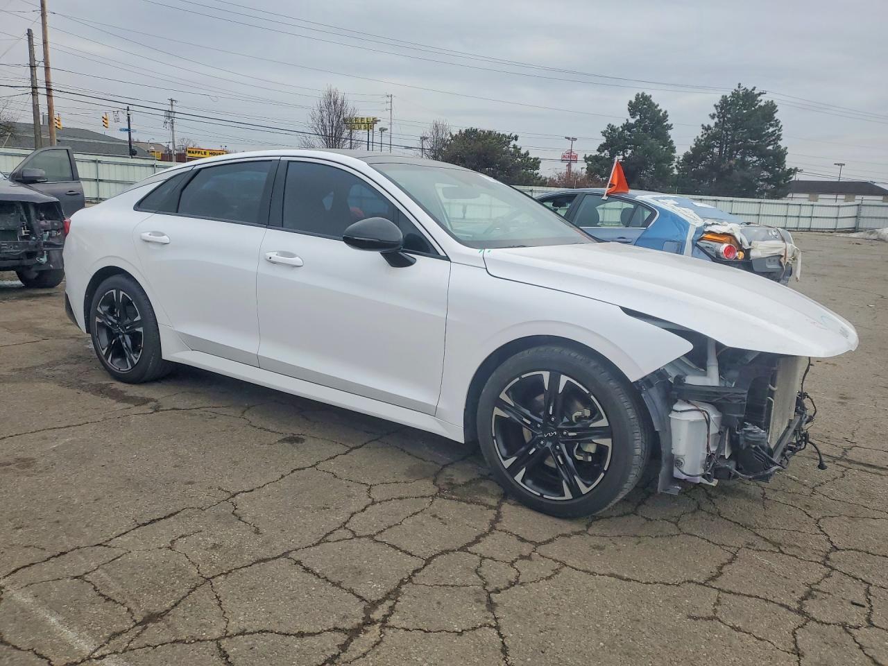 2023 KIA K5
