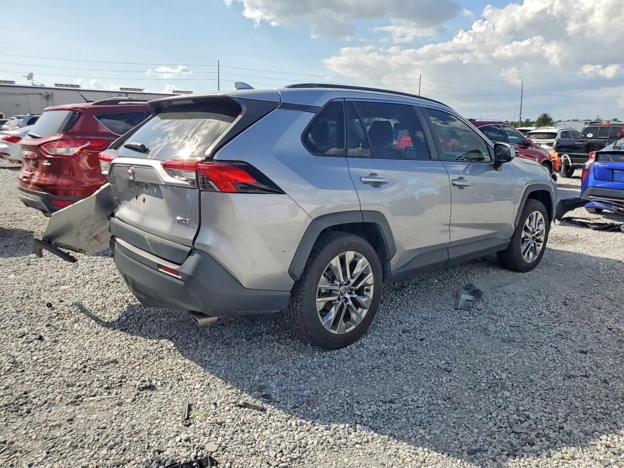 2020 TOYOTA RAV4