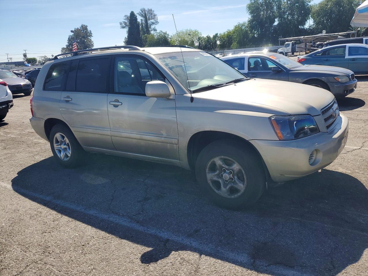 2002 TOYOTA HIGHLANDER