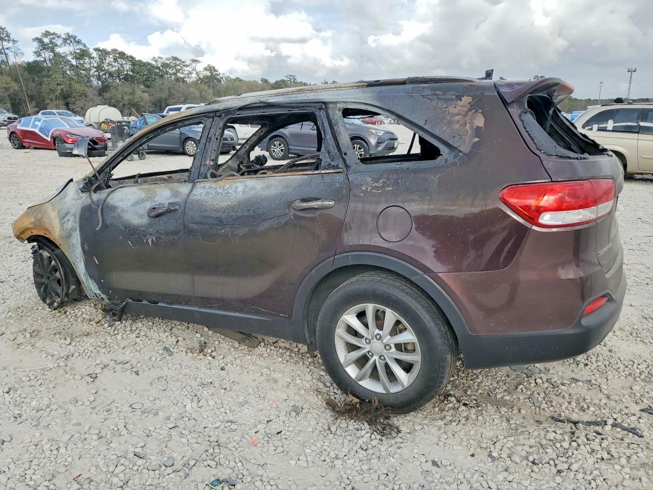 2016 KIA SORENTO