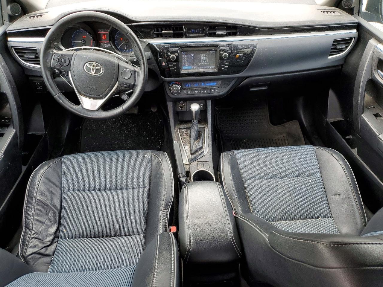 2015 TOYOTA COROLLA