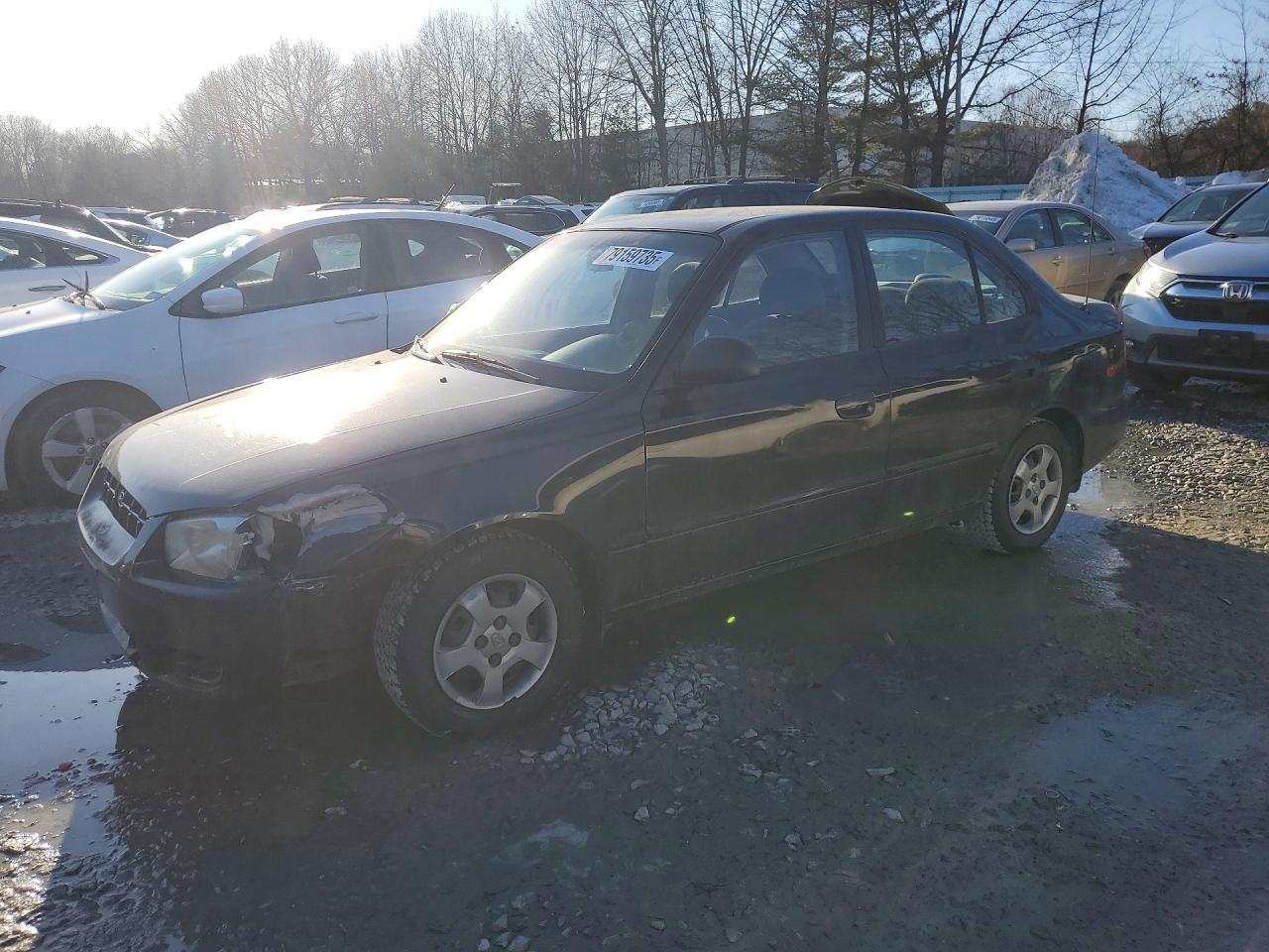 2002 HYUNDAI ACCENT