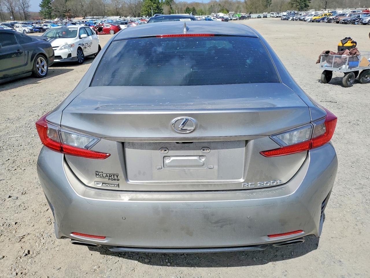 2017 LEXUS RC 200t