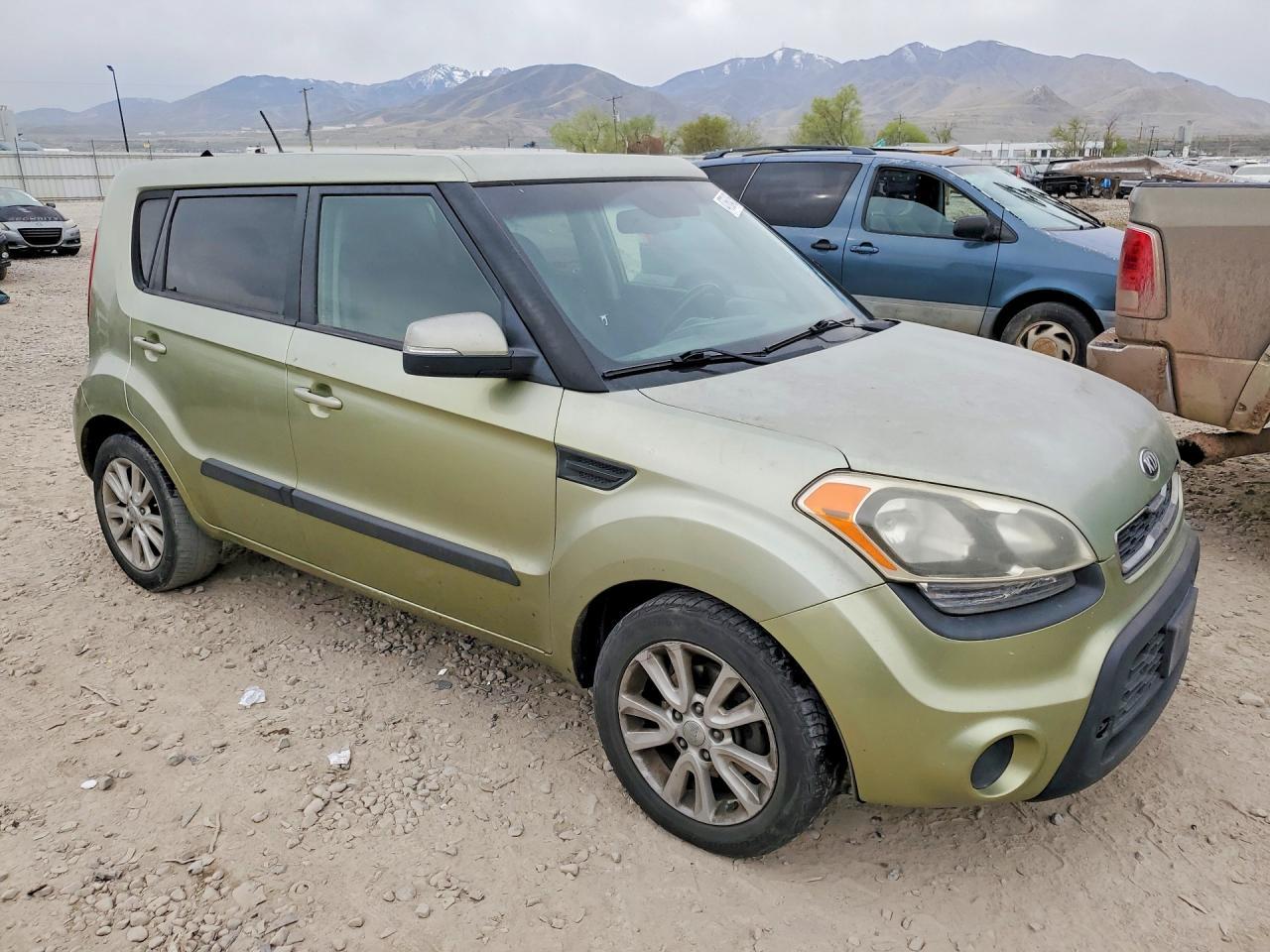 2013 KIA SOUL