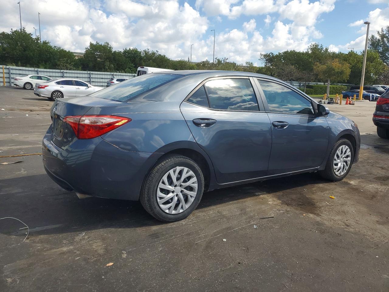 2018 TOYOTA COROLLA