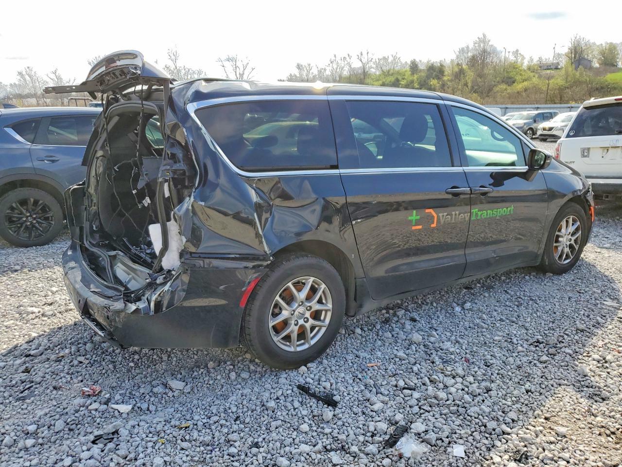 2023 CHRYSLER Pacifica