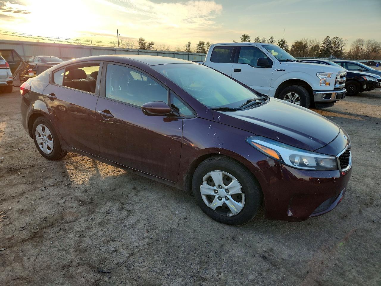 2017 KIA FORTE
