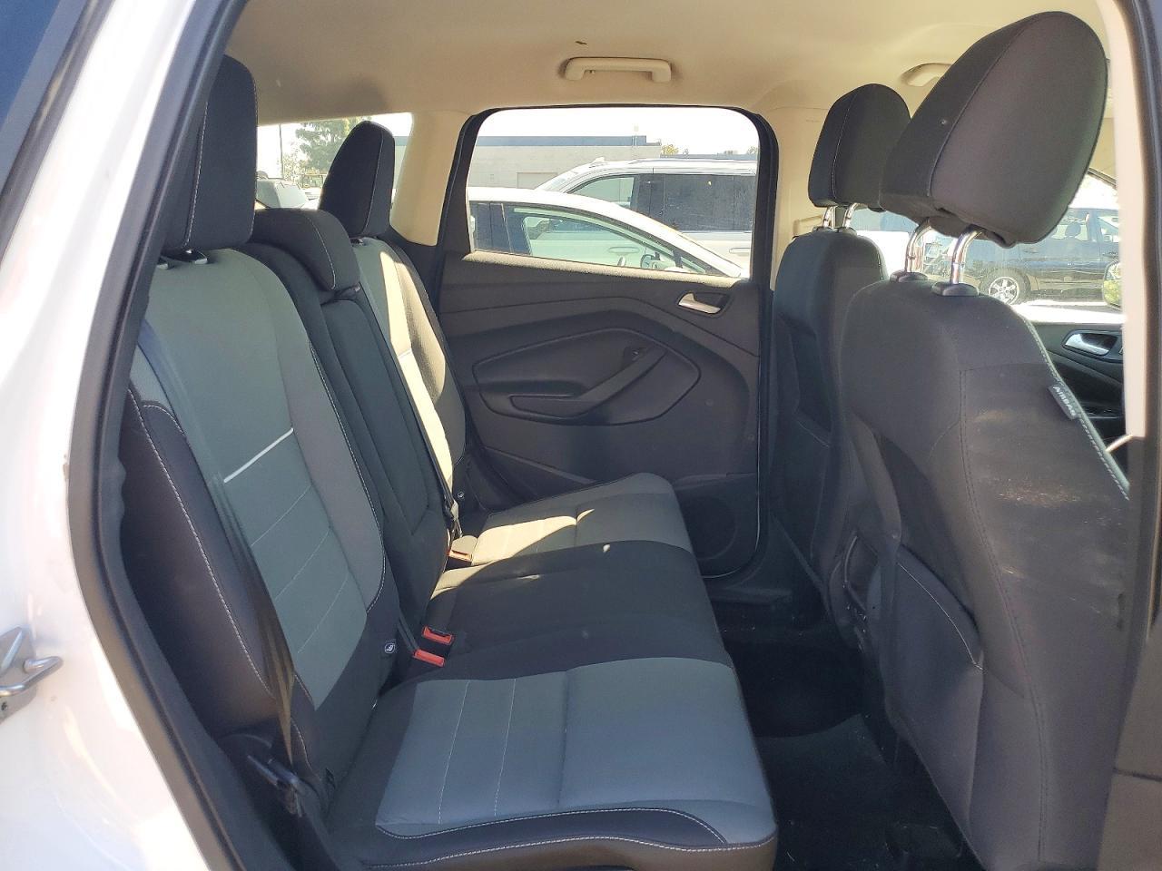 2015 FORD ESCAPE