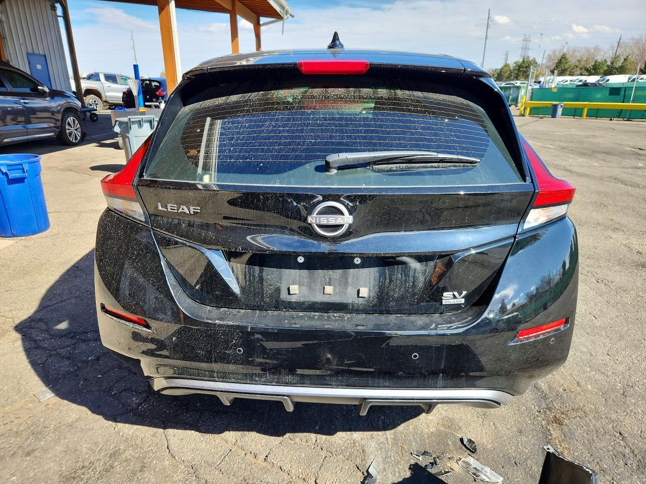 2025 NISSAN LEAF