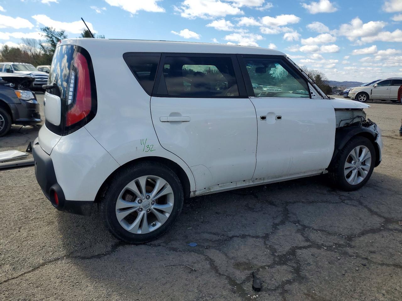 2015 KIA SOUL