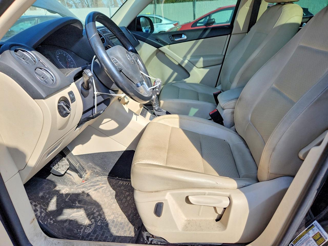 2013 VOLKSWAGEN TIGUAN