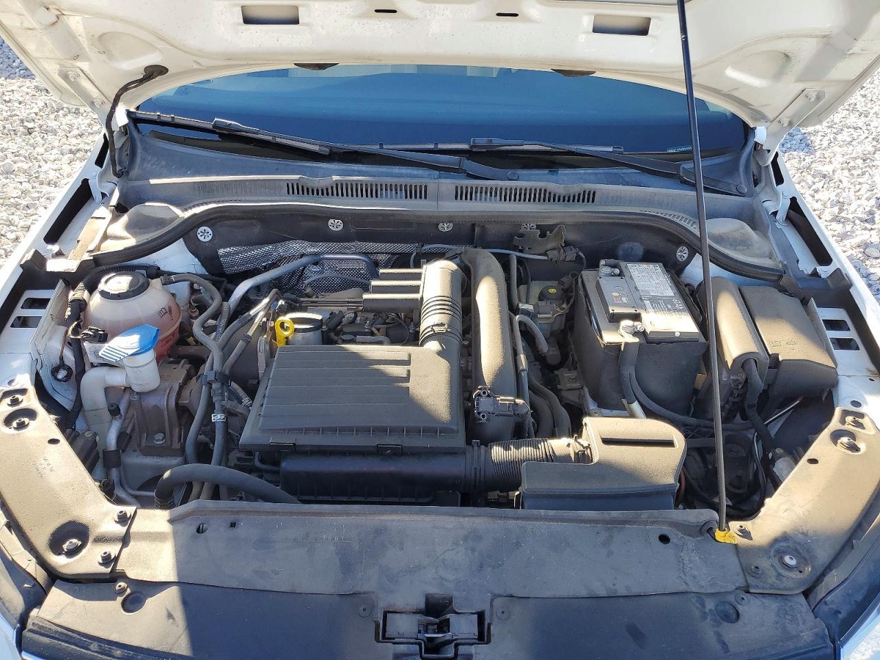 2018 VOLKSWAGEN JETTA