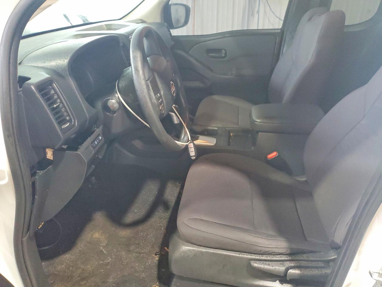 2024 NISSAN Frontier