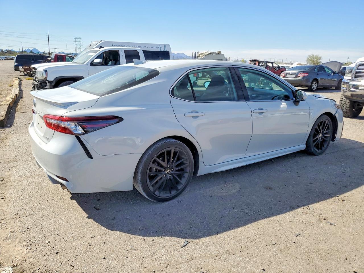 2022 TOYOTA CAMRY