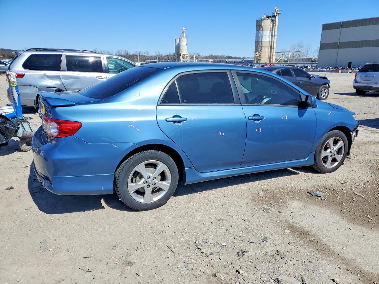 2013 TOYOTA COROLLA