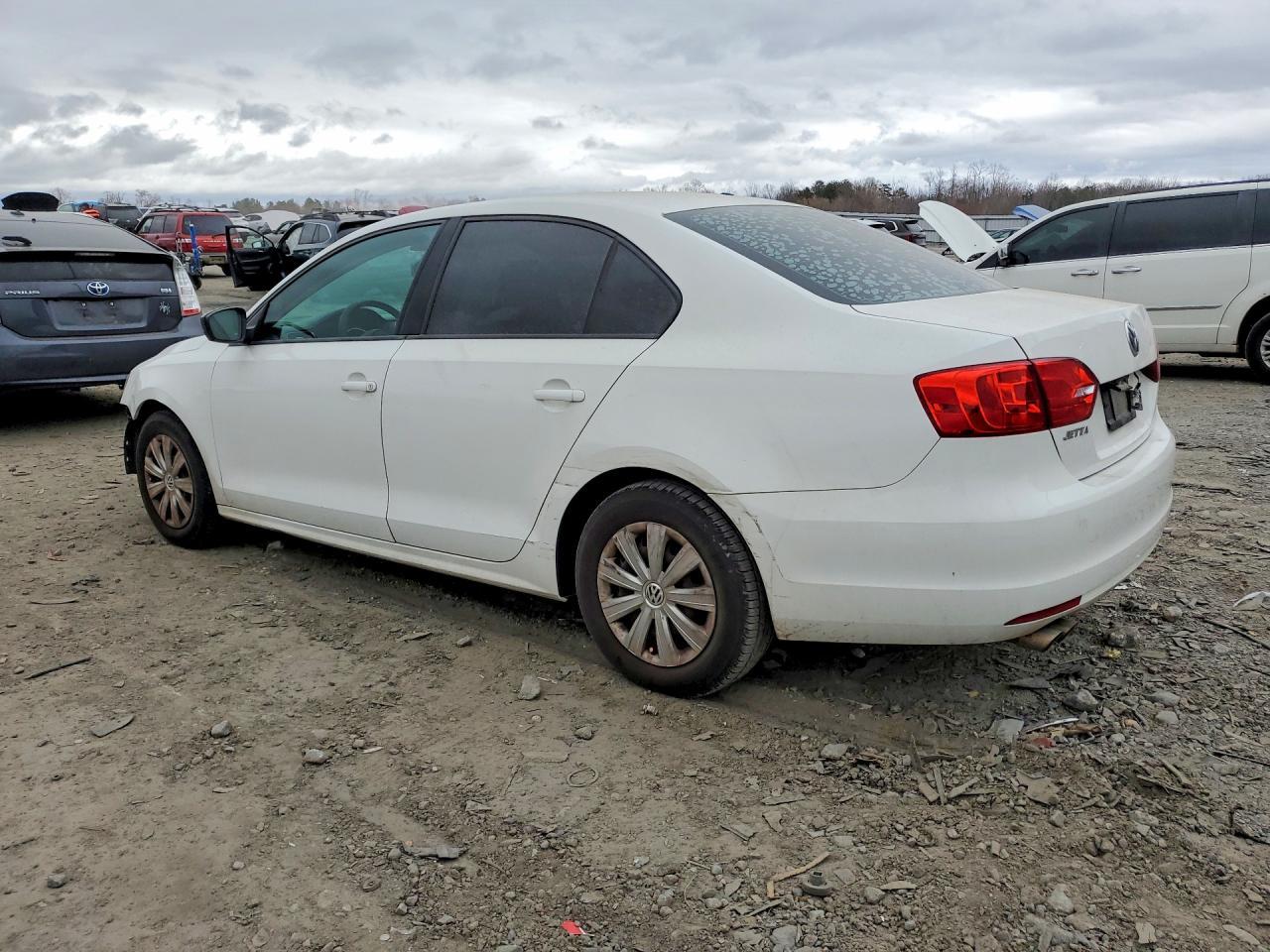 2013 VOLKSWAGEN JETTA