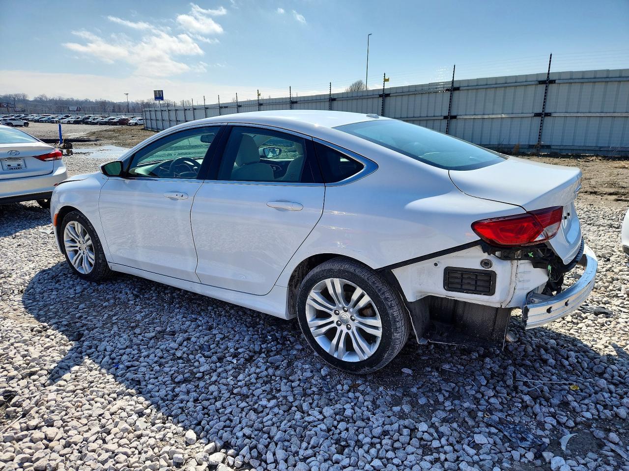 2015 CHRYSLER 200
