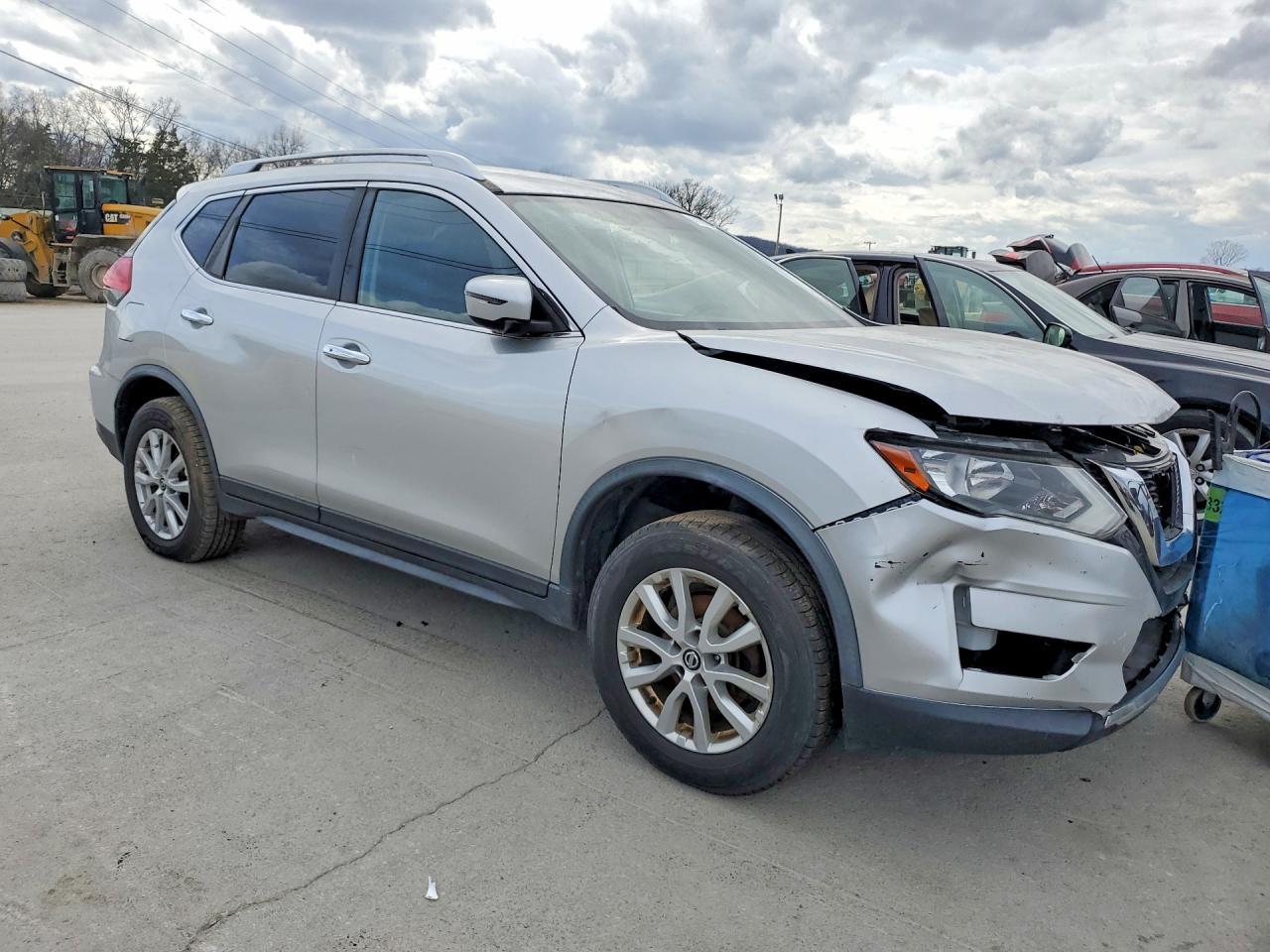 2017 NISSAN ROGUE
