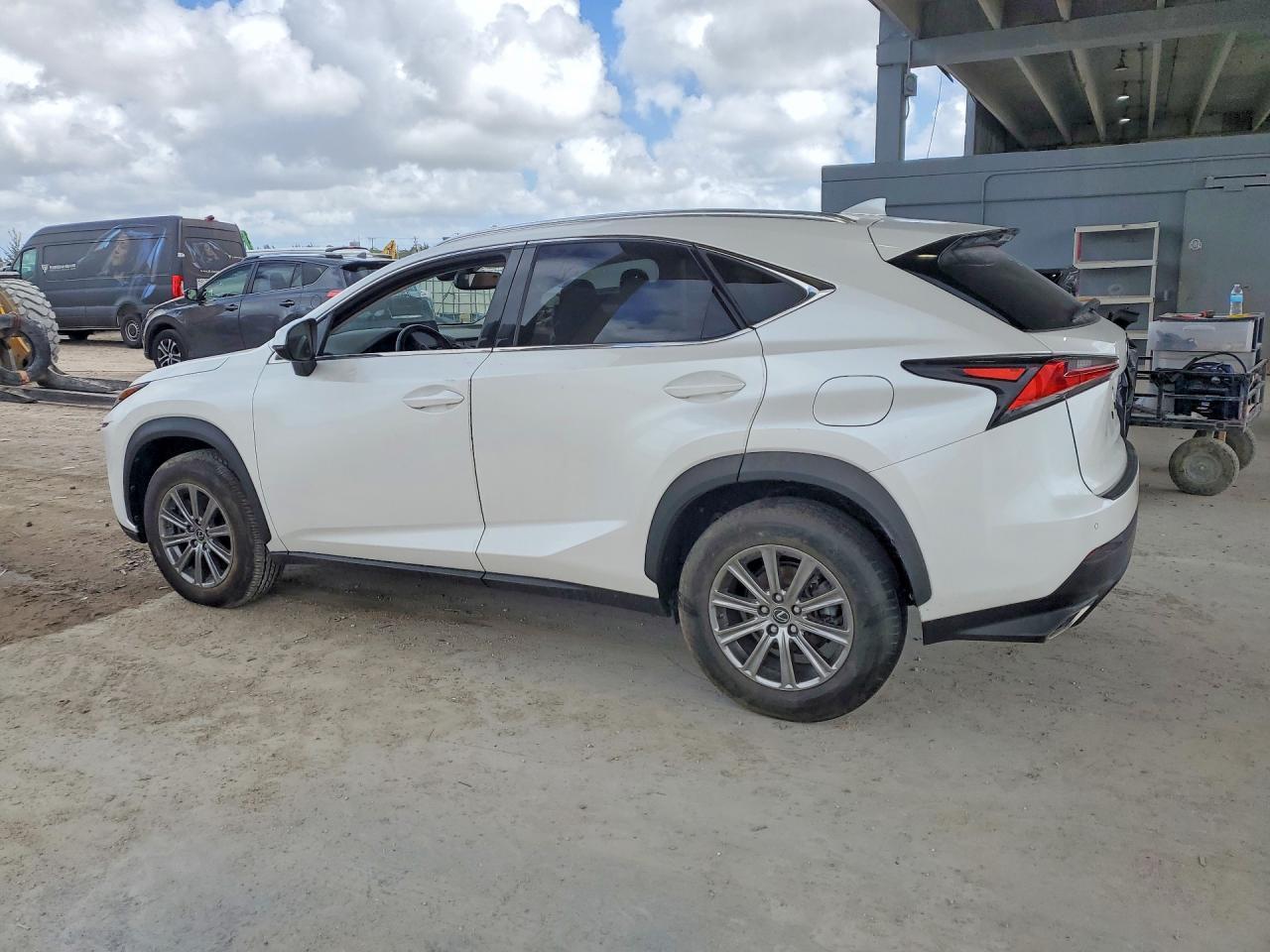 2018 LEXUS NX 300