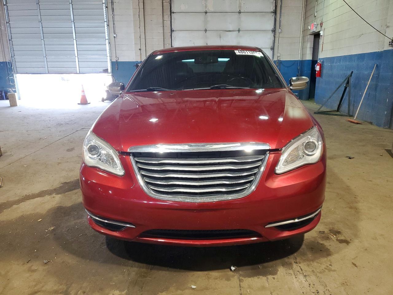 2014 CHRYSLER 200