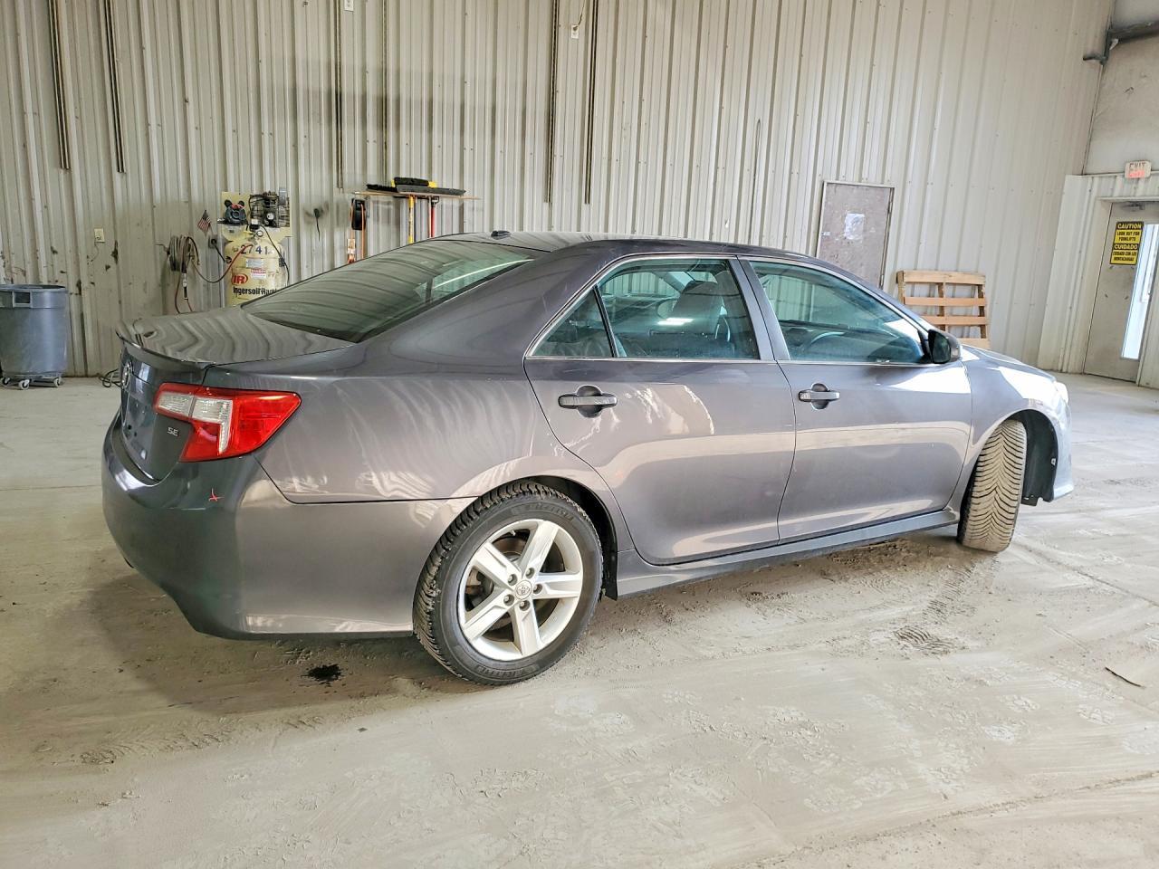 2013 TOYOTA CAMRY