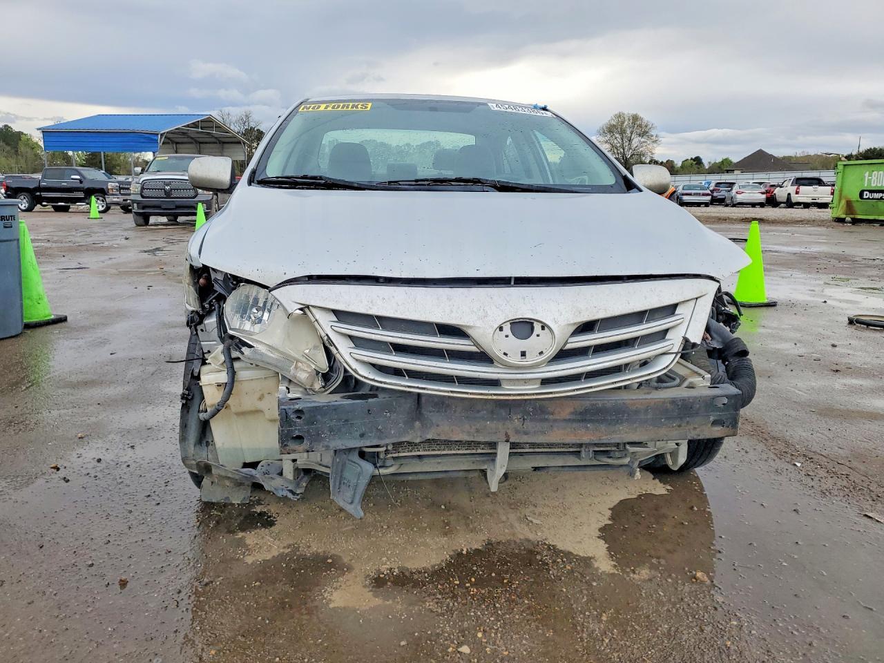 2013 TOYOTA COROLLA