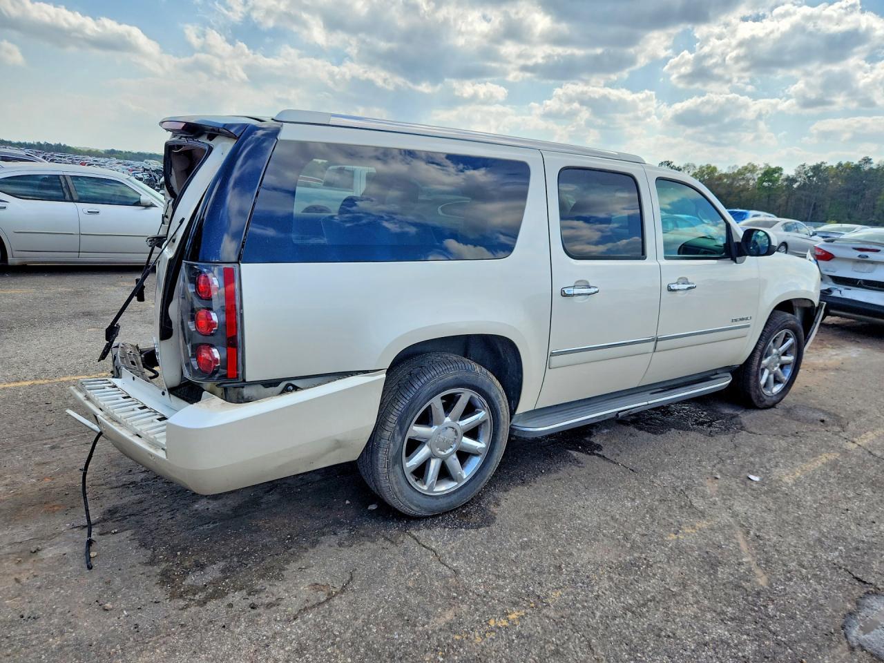2012 GMC Yukon XL