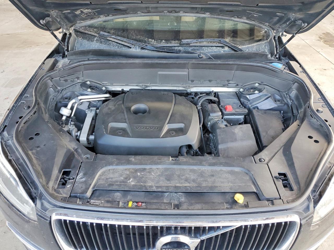 2016 VOLVO XC90