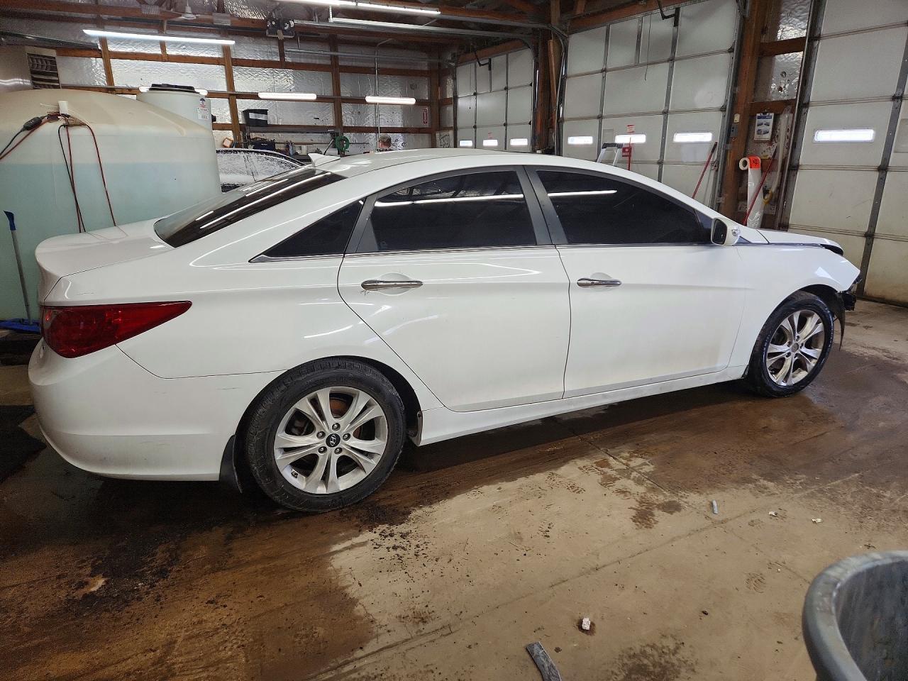 2013 HYUNDAI SONATA