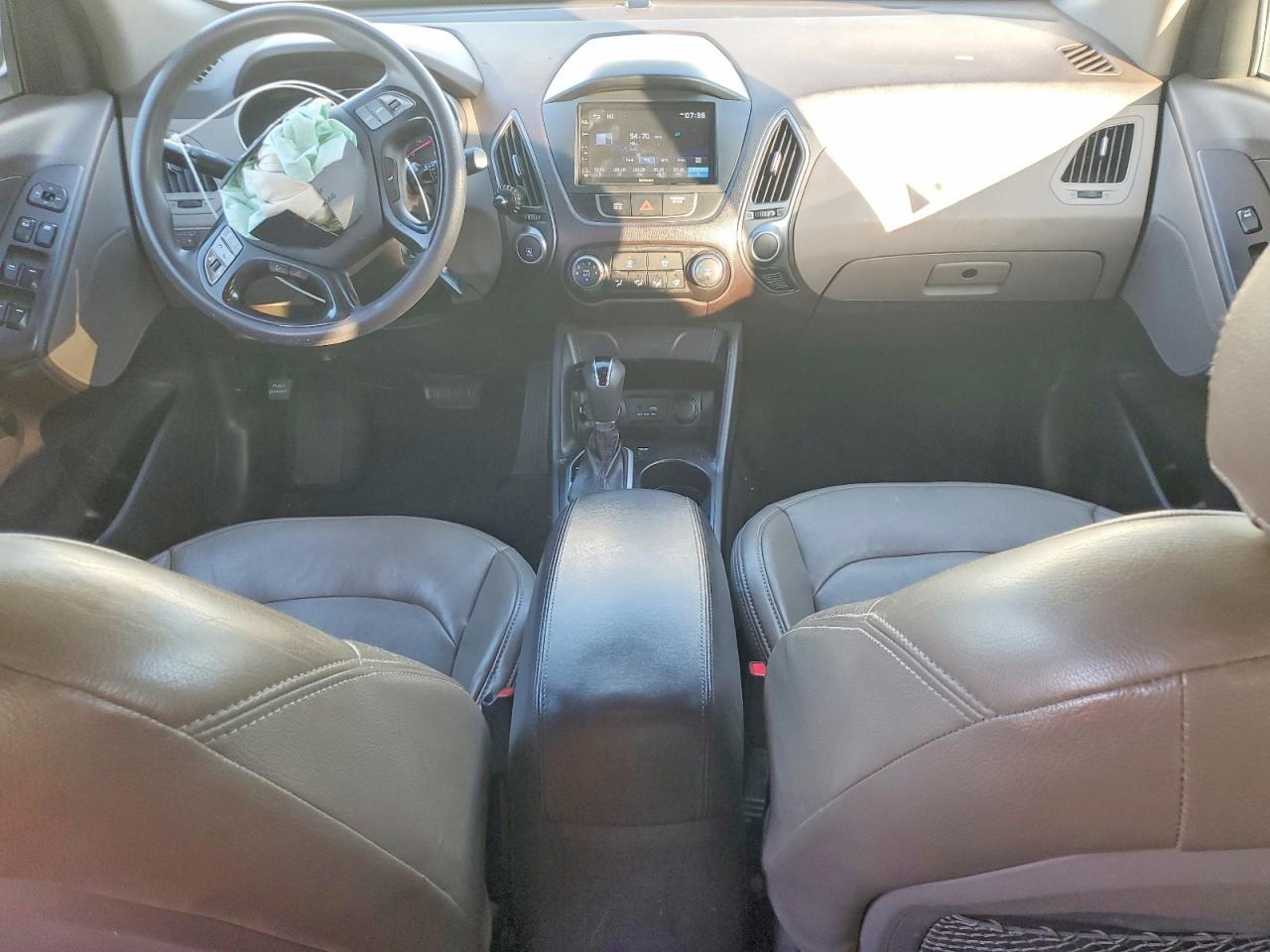2015 HYUNDAI TUCSON