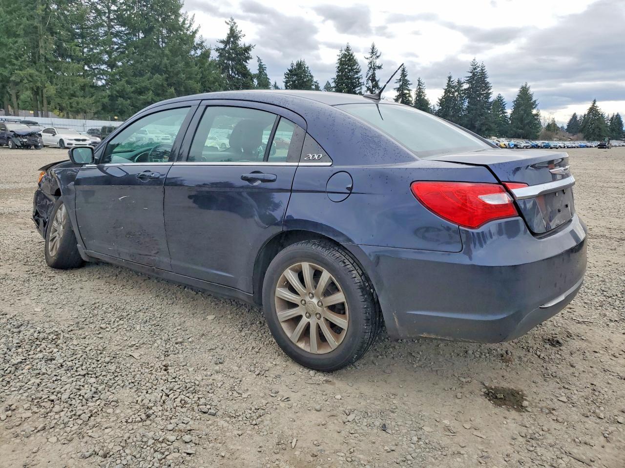 2011 CHRYSLER 200