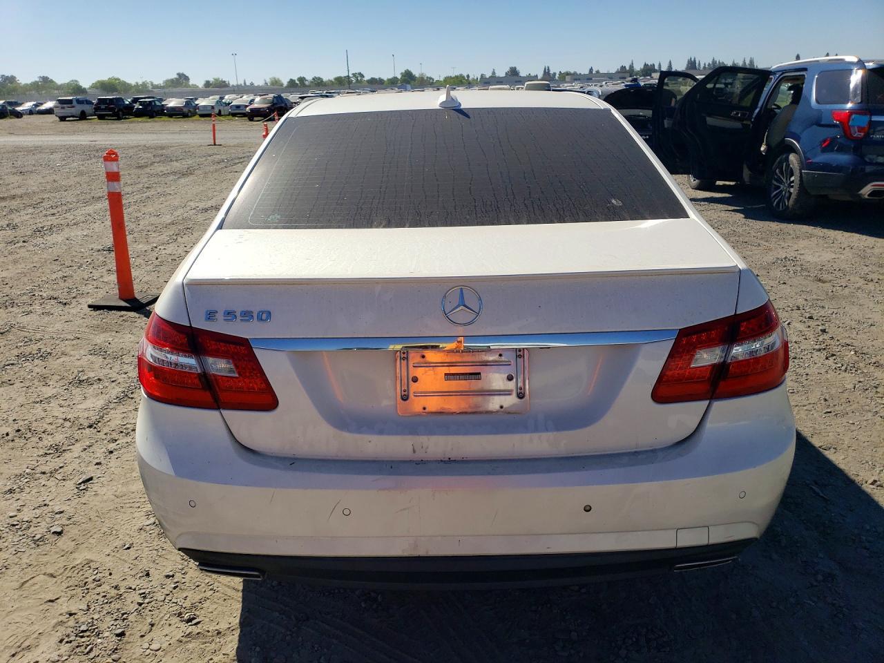 2011 MERCEDES-BENZ E-Class