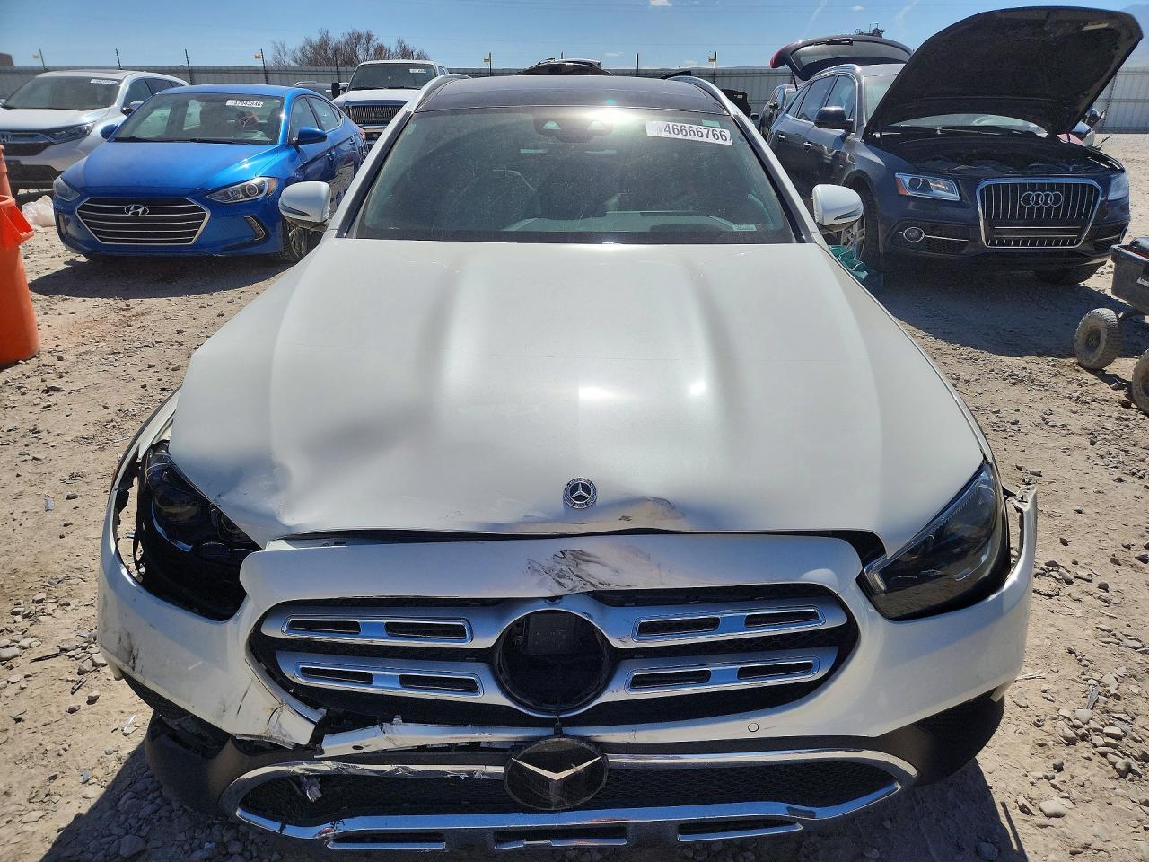 2022 MERCEDES-BENZ E-Class