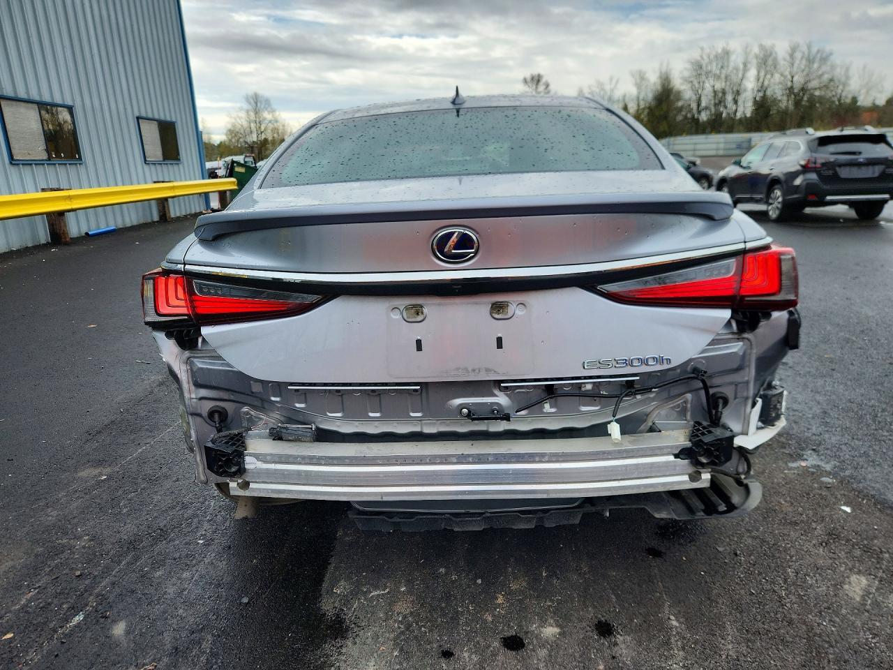 2022 LEXUS ES 300H