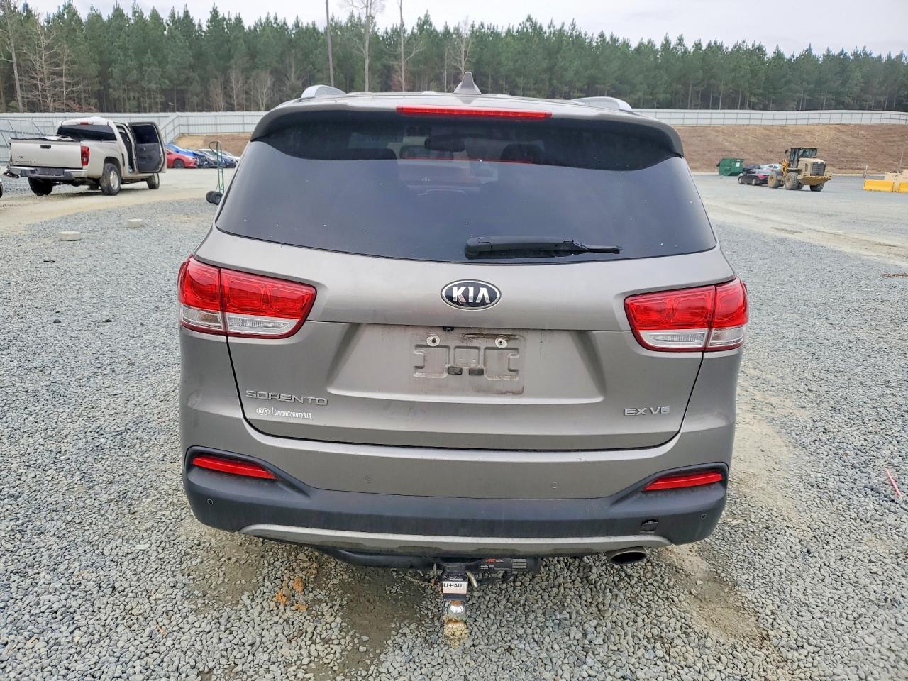 2017 KIA SORENTO