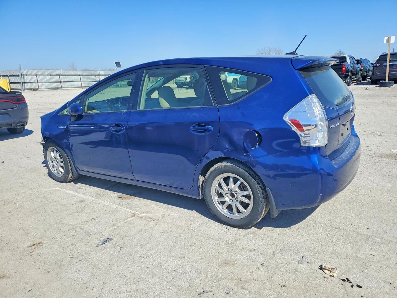 2012 TOYOTA PRIUS V