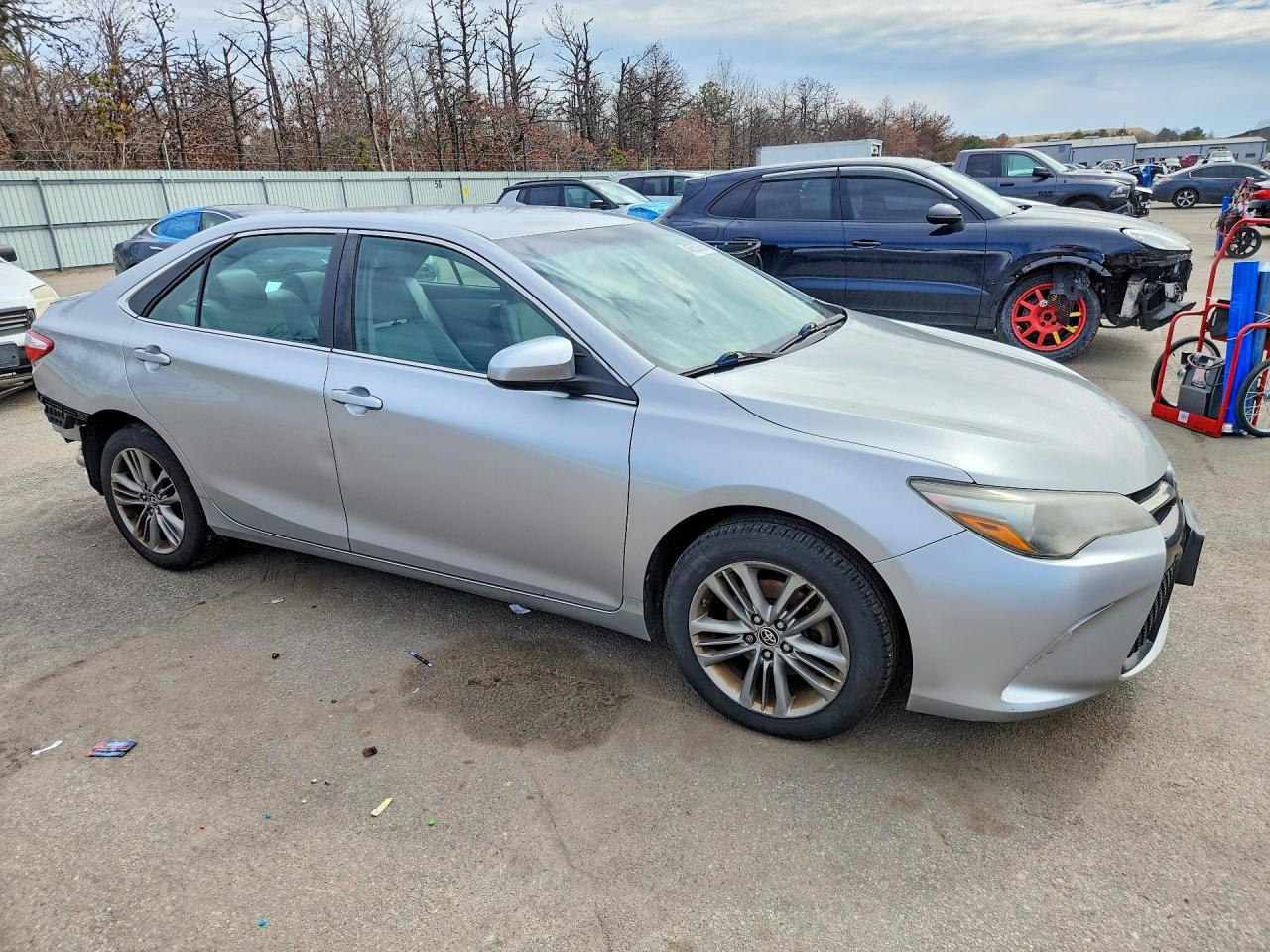 2016 TOYOTA CAMRY