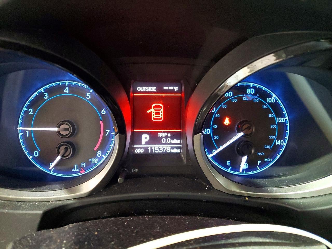 2016 TOYOTA COROLLA